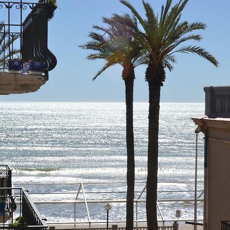 Viva Sitges - Mayo Terrace الغرفة الصورة